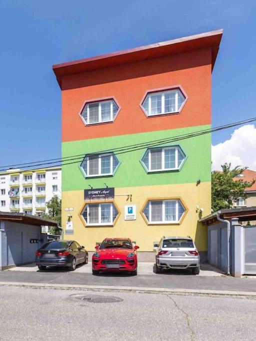 Modern & Cozy Apartment Near Hockey & Football Arena บราติสลาวา ภายนอก รูปภาพ